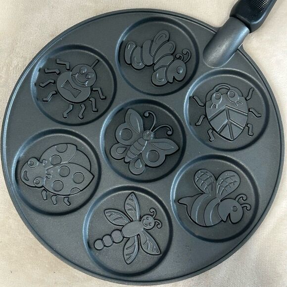 Nordic Ware Mini Pancake Pan 10in Cast Aluminum Insect Bugs Pattern 7 Cavity - Picture 2 of 10